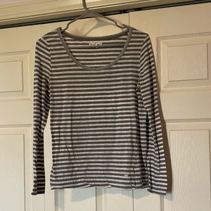 Aeropostale gray striped long sleeve
